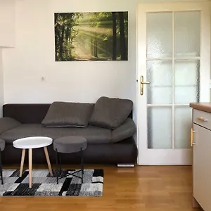 Roseman - Small Open Flat In The City Centre Laibach