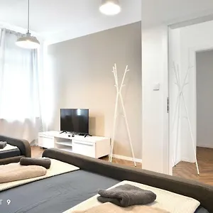 Downtown / Free Parking Apartamento